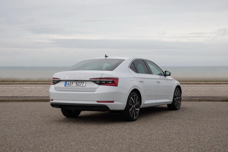  Skoda Superb iV 2019 года  (WW) (фото 40 из 55)